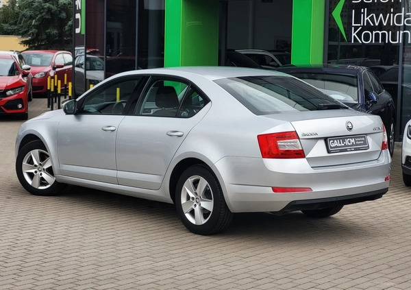 Skoda Octavia cena 57999 przebieg: 156380, rok produkcji 2016 z Jastarnia małe 326